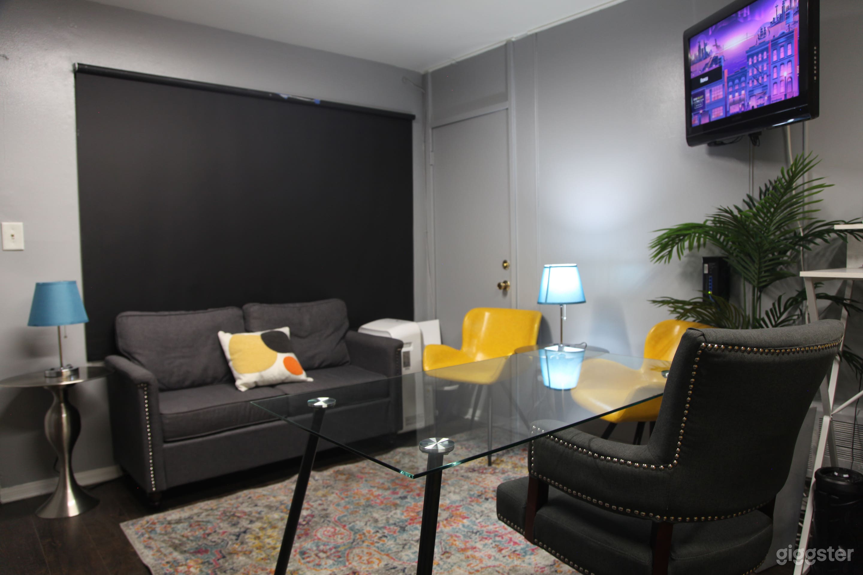 GREAT OFFICE SPACE - Mid-CIty/Miracle Mile Area Photo 4