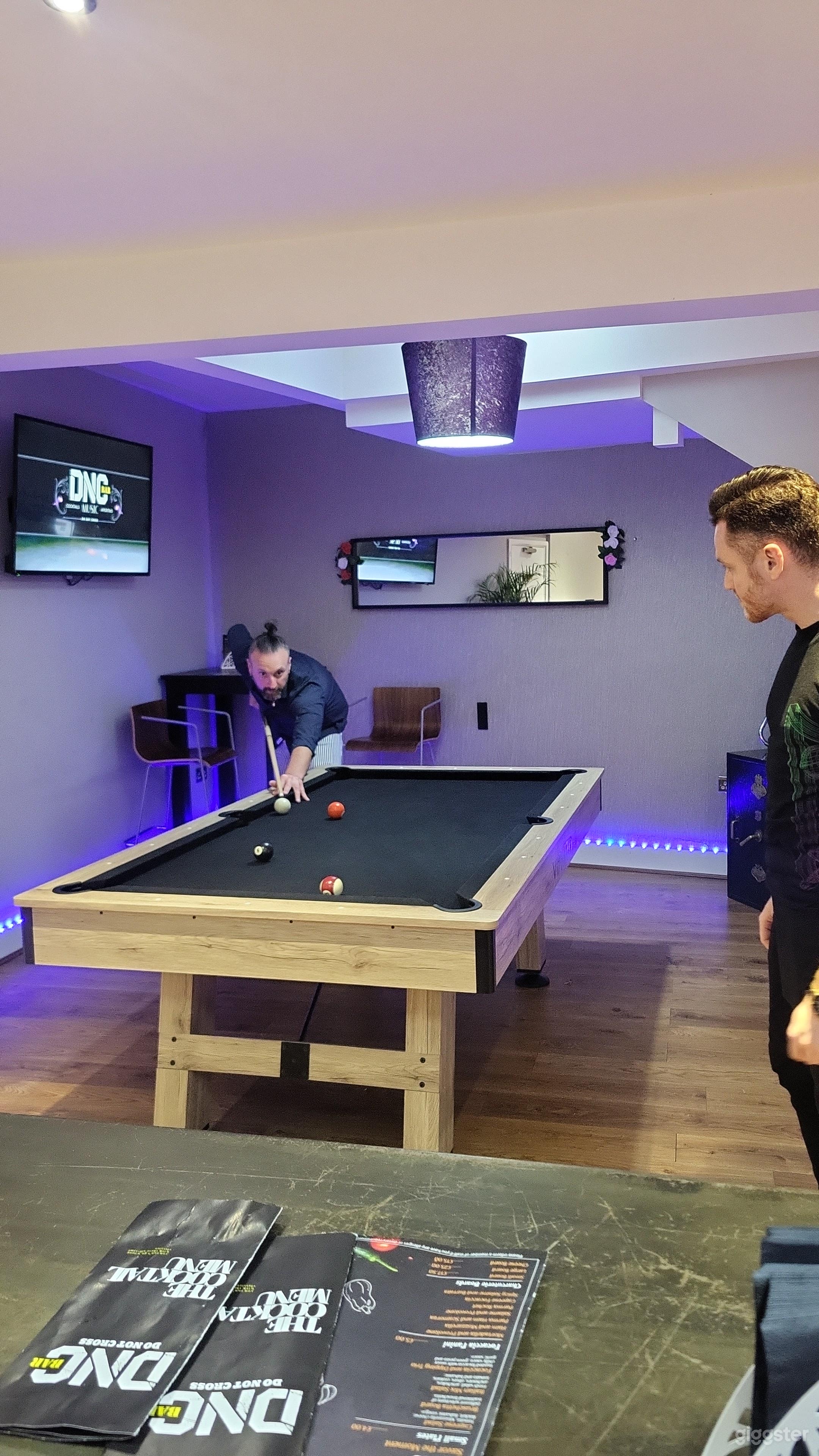 DNC Bar Cardiff Photo 4