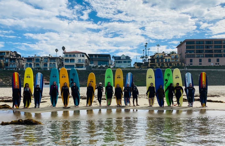  Atrapa olas, crea recuerdos: Eventos de surf y playa 
