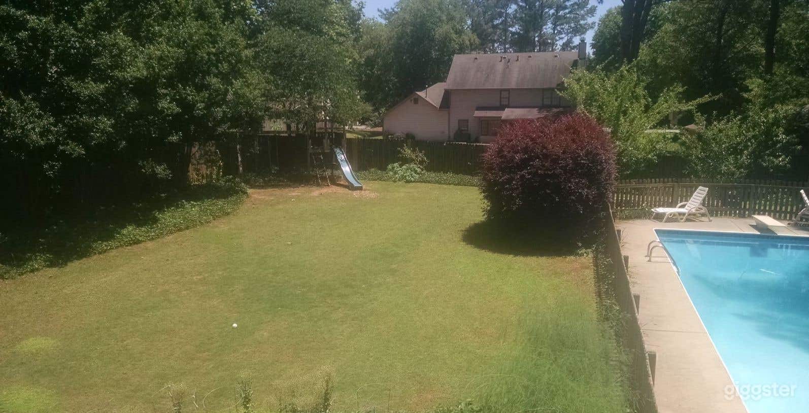 Pool in a suburban ATL House Photo 2