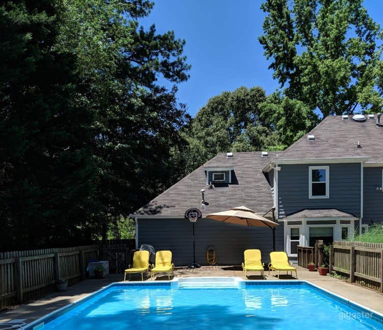  Pool in a suburban ATL House 