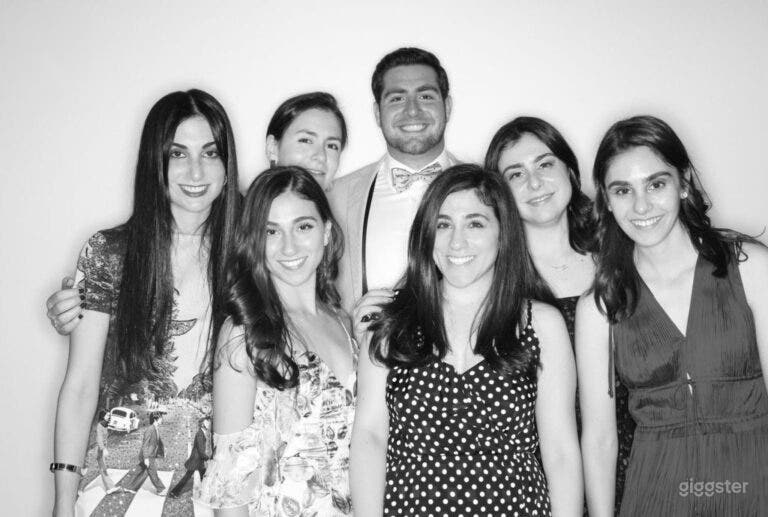 Glam Photo Booth Photo 3