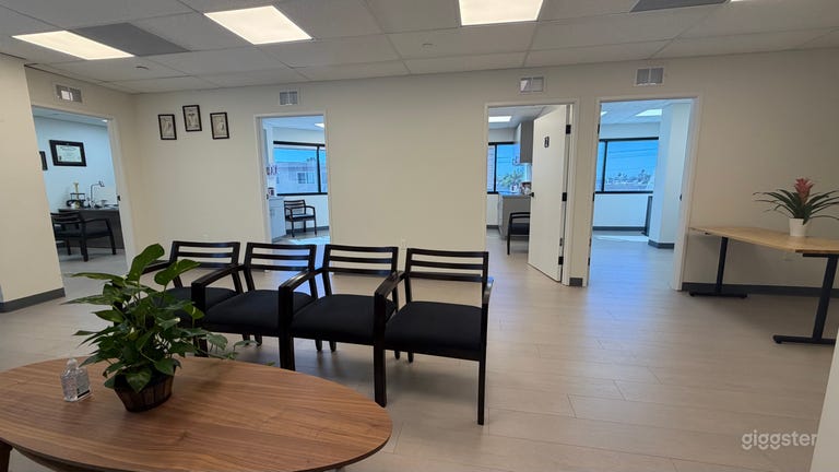  Modern Doctors and medical offices 