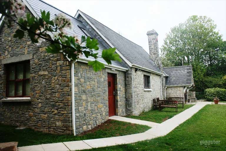  Gorgeous Village Hall for Any Kind of Events 