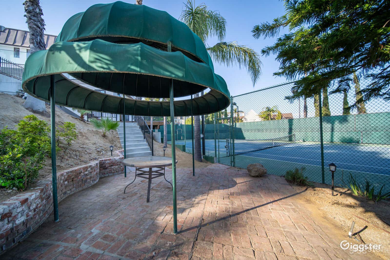 Hollywood Hills Tennis Pickle Basketball w/Views Photo 1