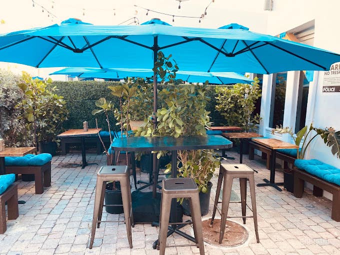 Charming Brewpub &amp; Taproom in Miami Beach (Entire Venue) Photo 4