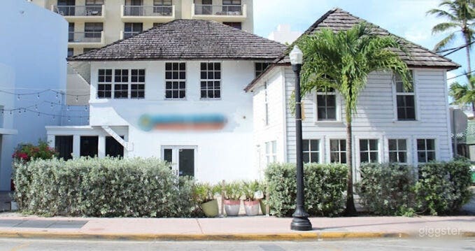  Charming Brewpub & Taproom in Miami Beach (Entire Venue) 