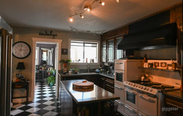  Film  Shoot Location!  The Stove - Cooking Shows 