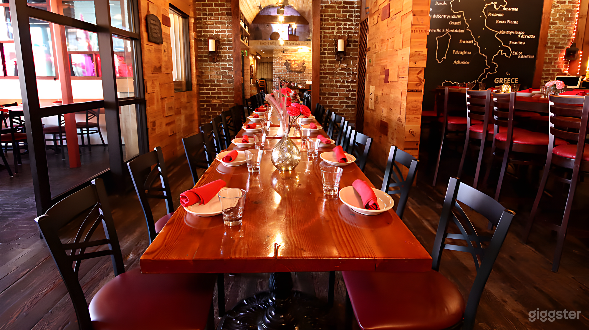 Charming Dining Nook Photo 1