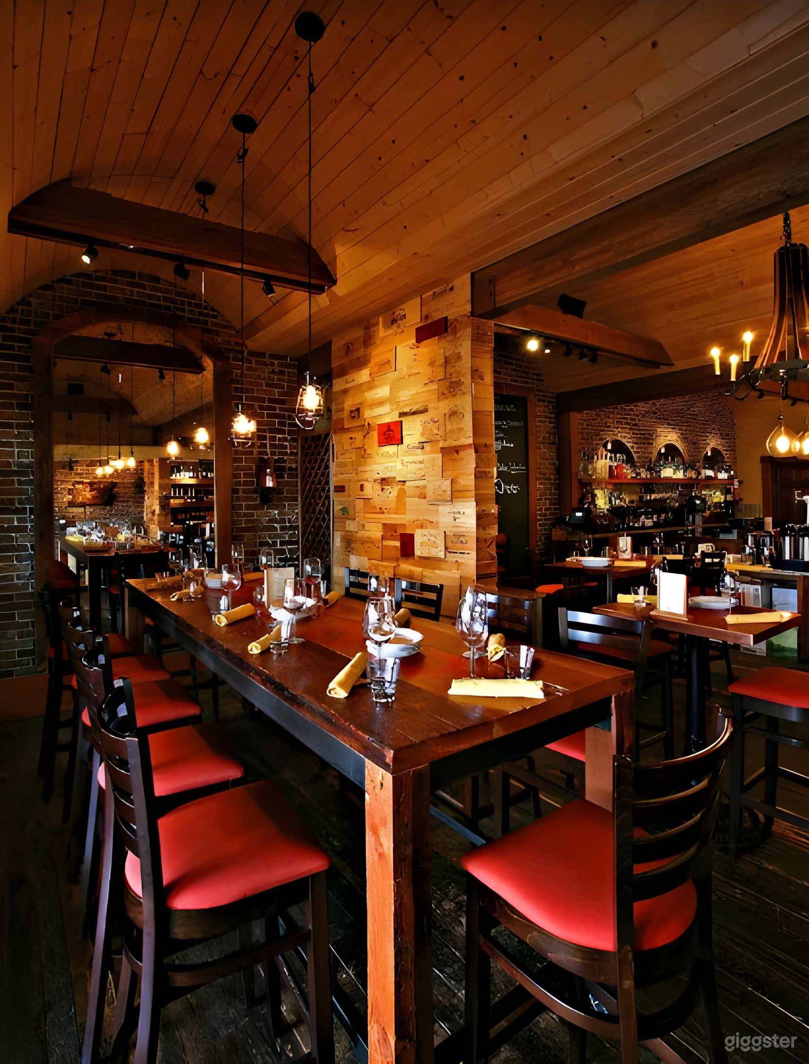 Charming Dining Nook Photo 2