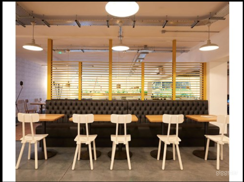 Contemporary Restaurant &amp; Bar in Chelmsford Photo 2