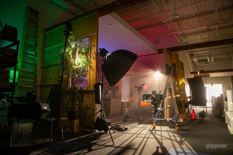  Estudio de Cine y Comercial en Burlington Ontario 