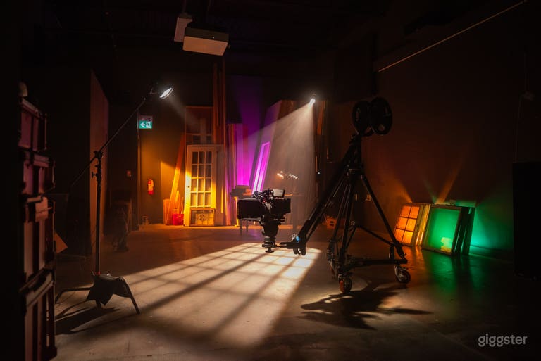  Estudio de Cine y Comercial en Burlington Ontario 