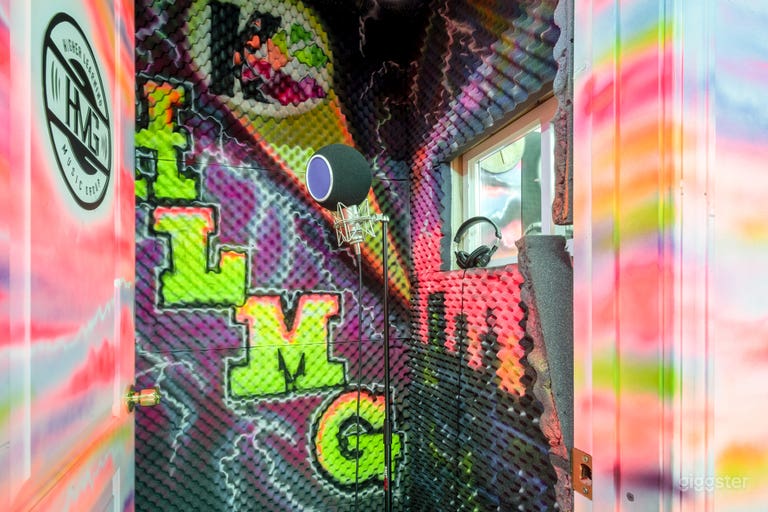  Jefferson Park Recording Studio 