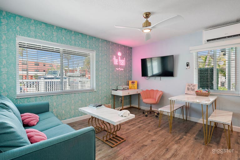  Versatile Boutique Motel with Multiple Shoot-Ready Rooms 