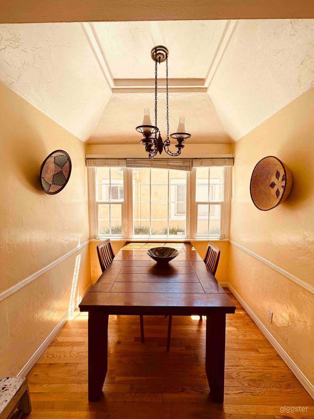 Mid Century Modern Home with Grand Piano Photo 3