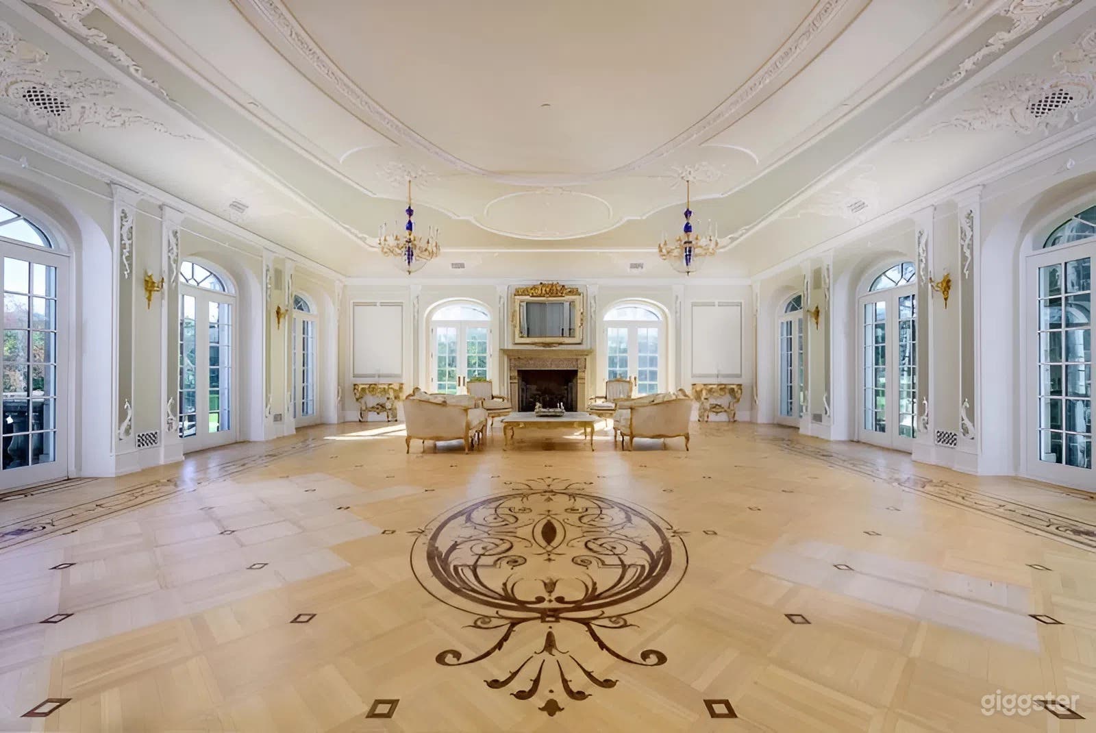 Grand European Manor with Pools, Ballroom and Gardens Photo 2