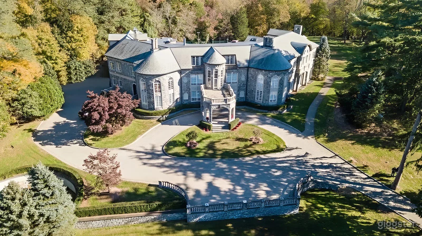 Grand European Manor with Pools, Ballroom and Gardens Photo 1