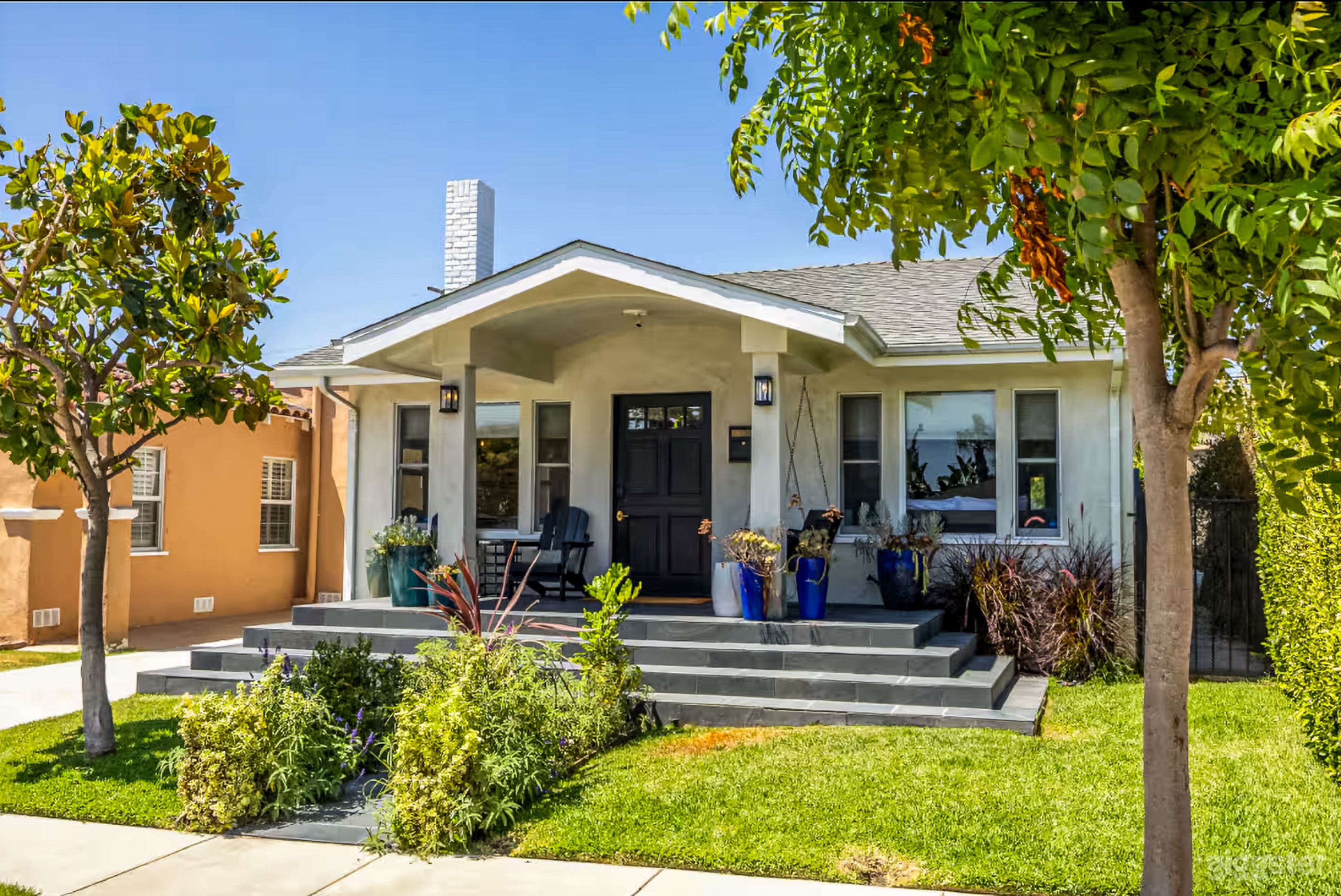 Bright & Modern House — Ideal for Film, Photo & Creative Photo 1