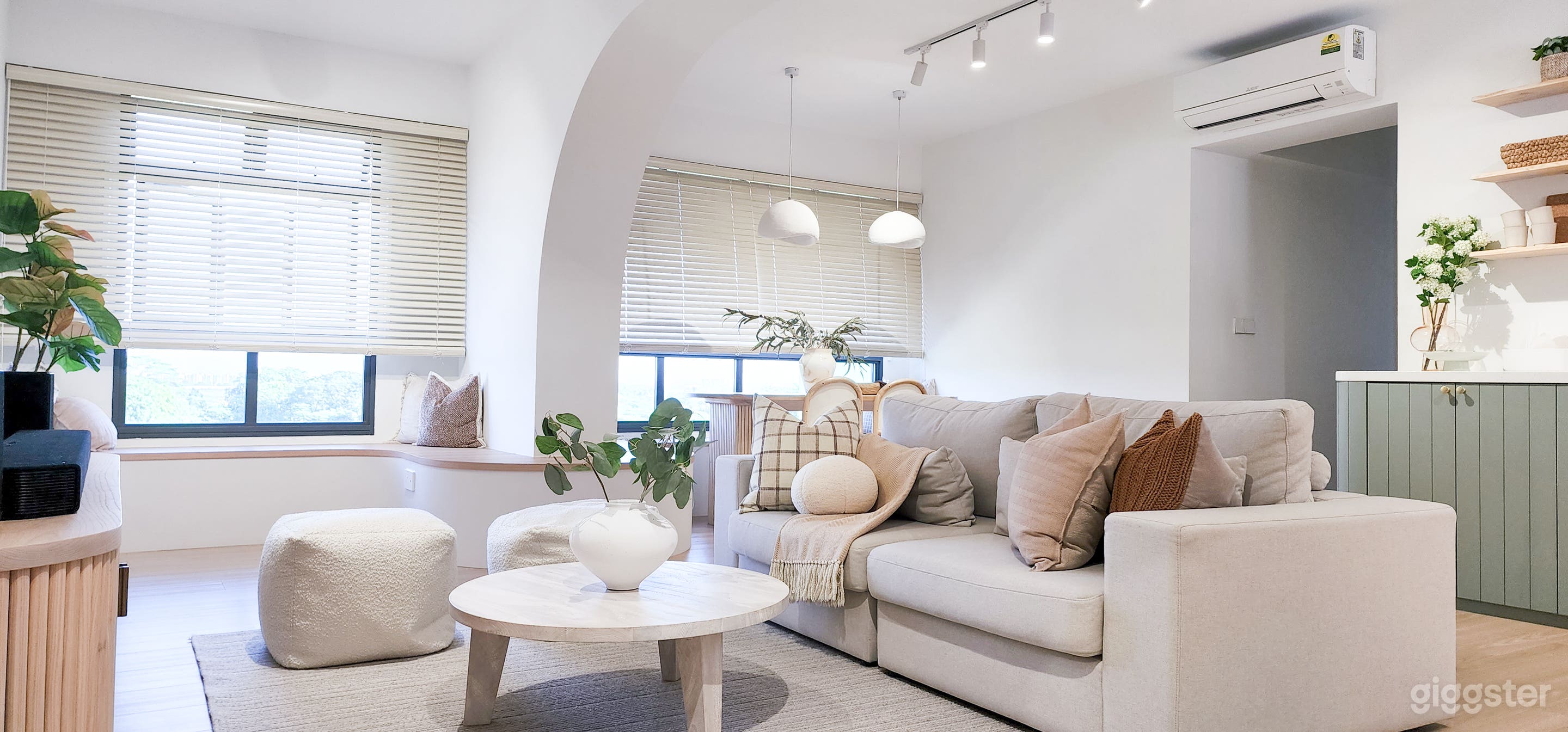 Modern Scandi, NorthEast HDB Photo 2