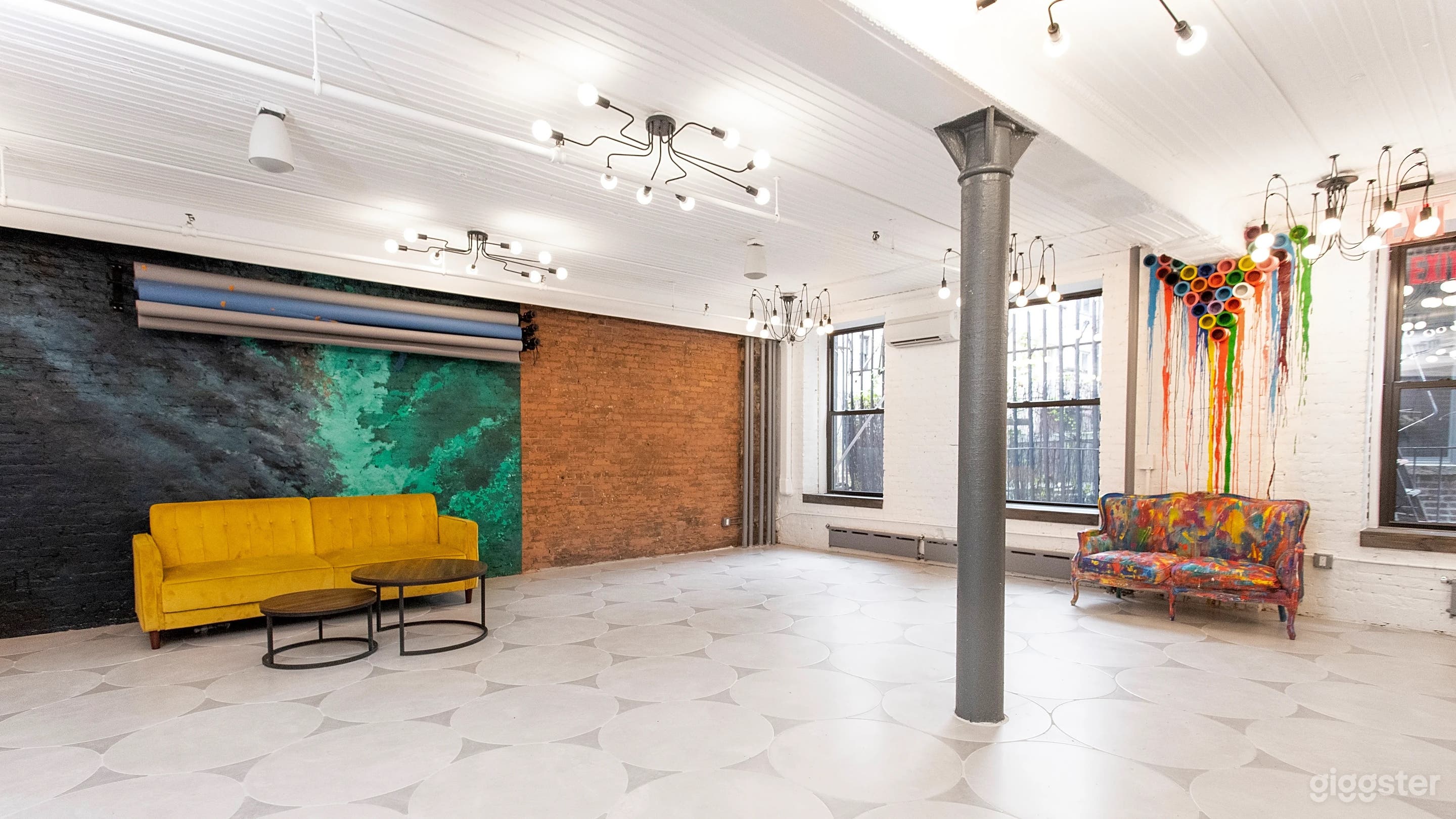 Lots of different areas and furniture to shoot