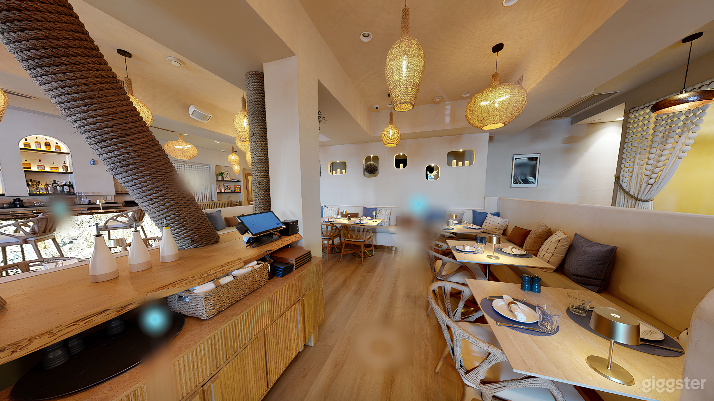 Elegant Indoor Space (Buyout) Photo 4