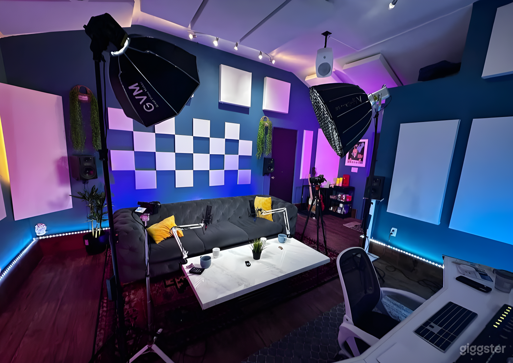 Luxe Podcast Recording Studio Photo 1