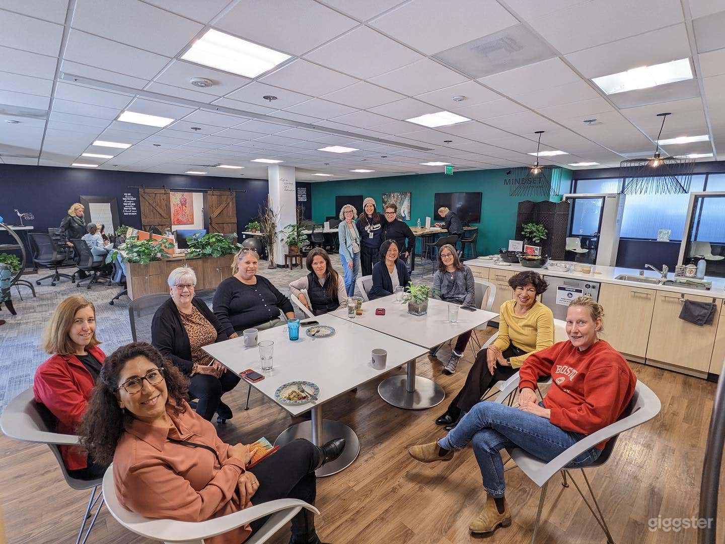 Modern Conference room in coworking space Photo 3