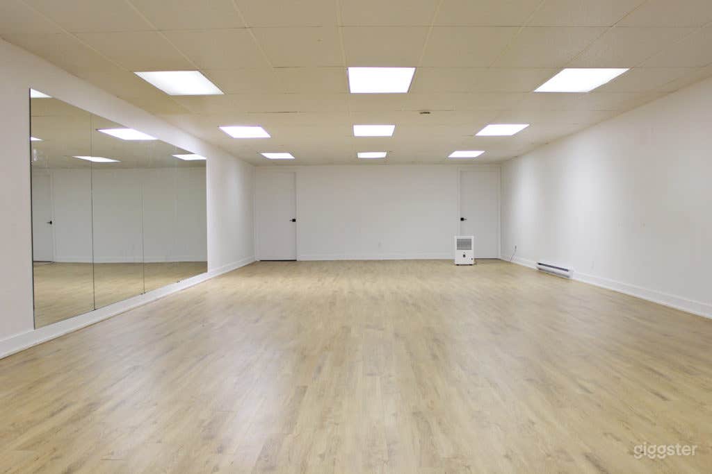 Chic Downstairs Dance Studios Buyout Photo 1