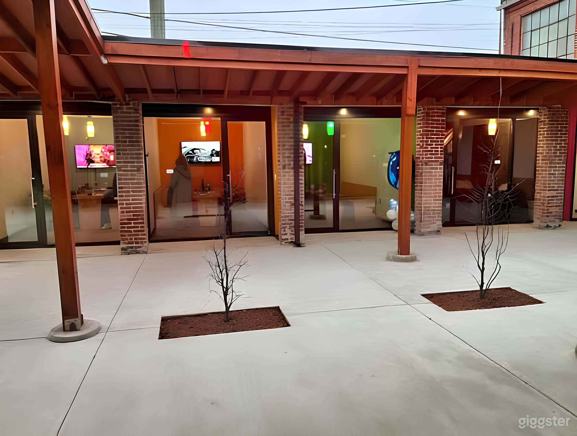 Private Dining Room for 16 Guests Photo 3