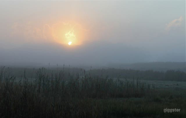 Rustic Loft Yoga Studio Or Photo Shoot Photo 3