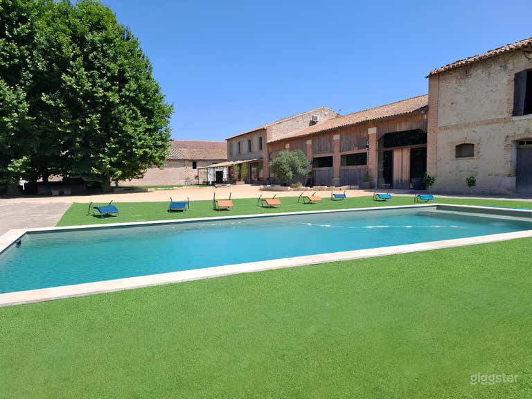  Espace piscine oasis de détente 