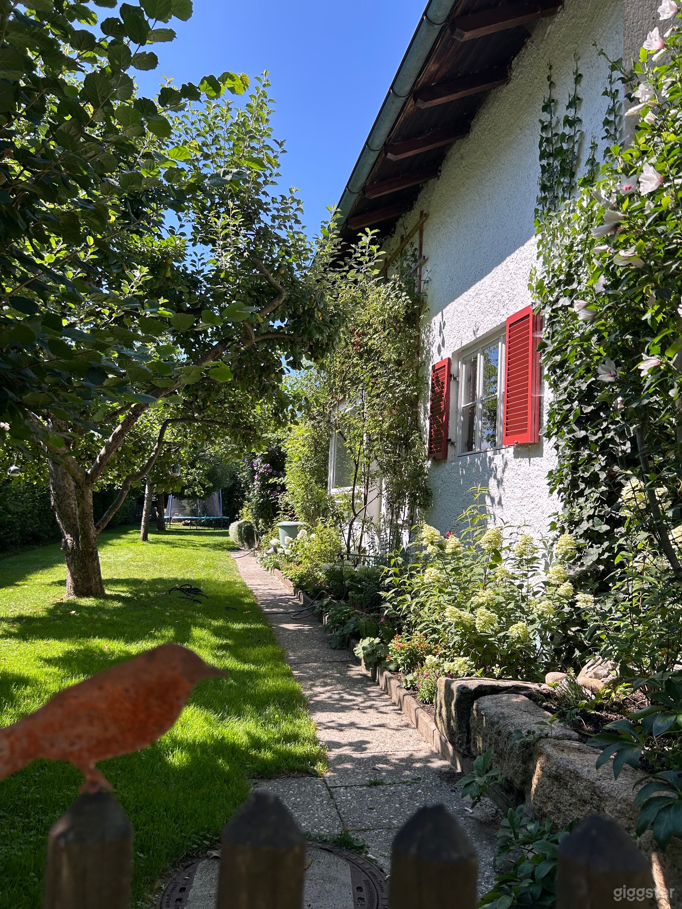 Elegantes Landhaus für kreative Produktionen & Zusammenkünfte Foto 3