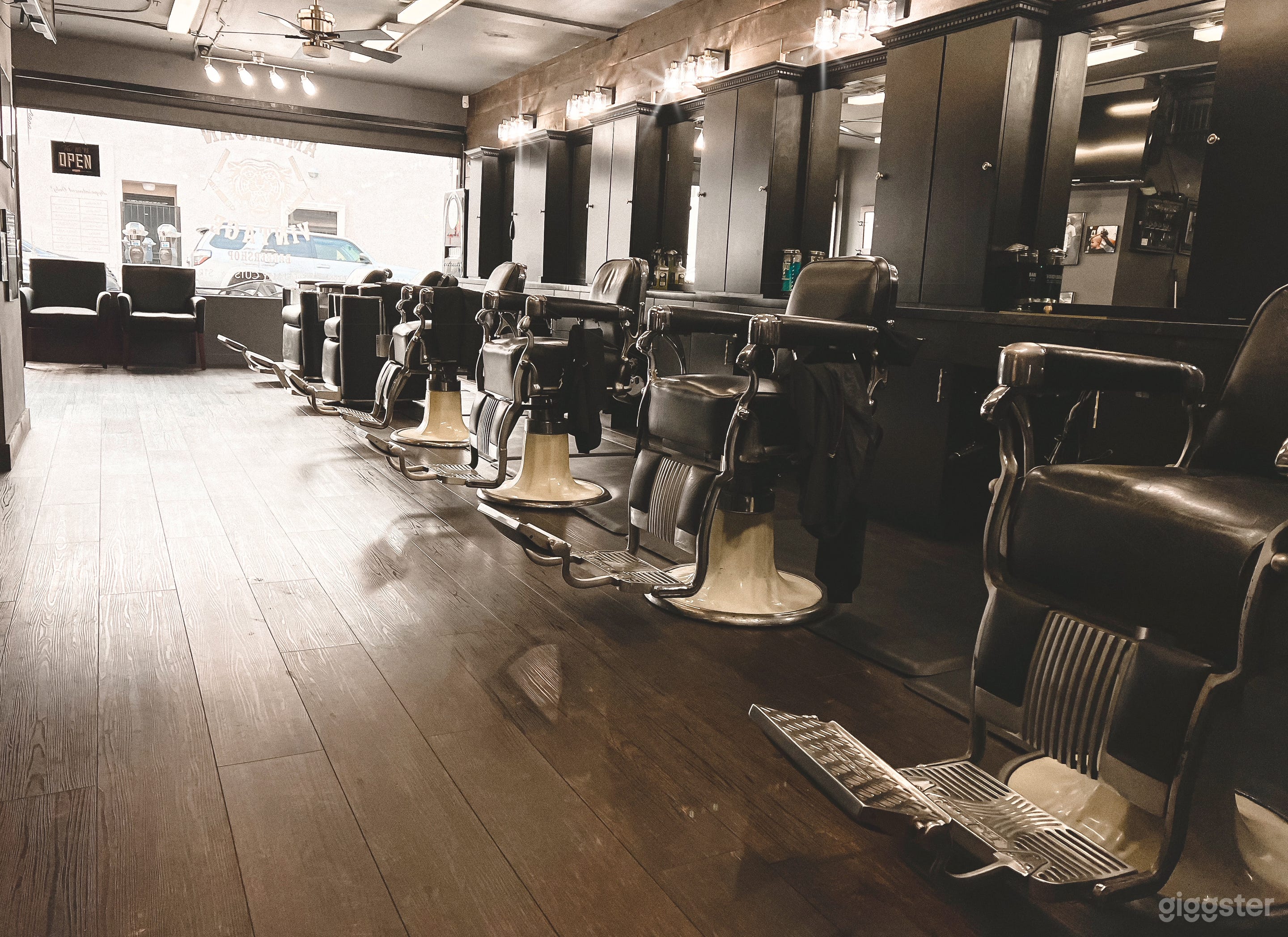 Vintage Style Barbershop Photo 1