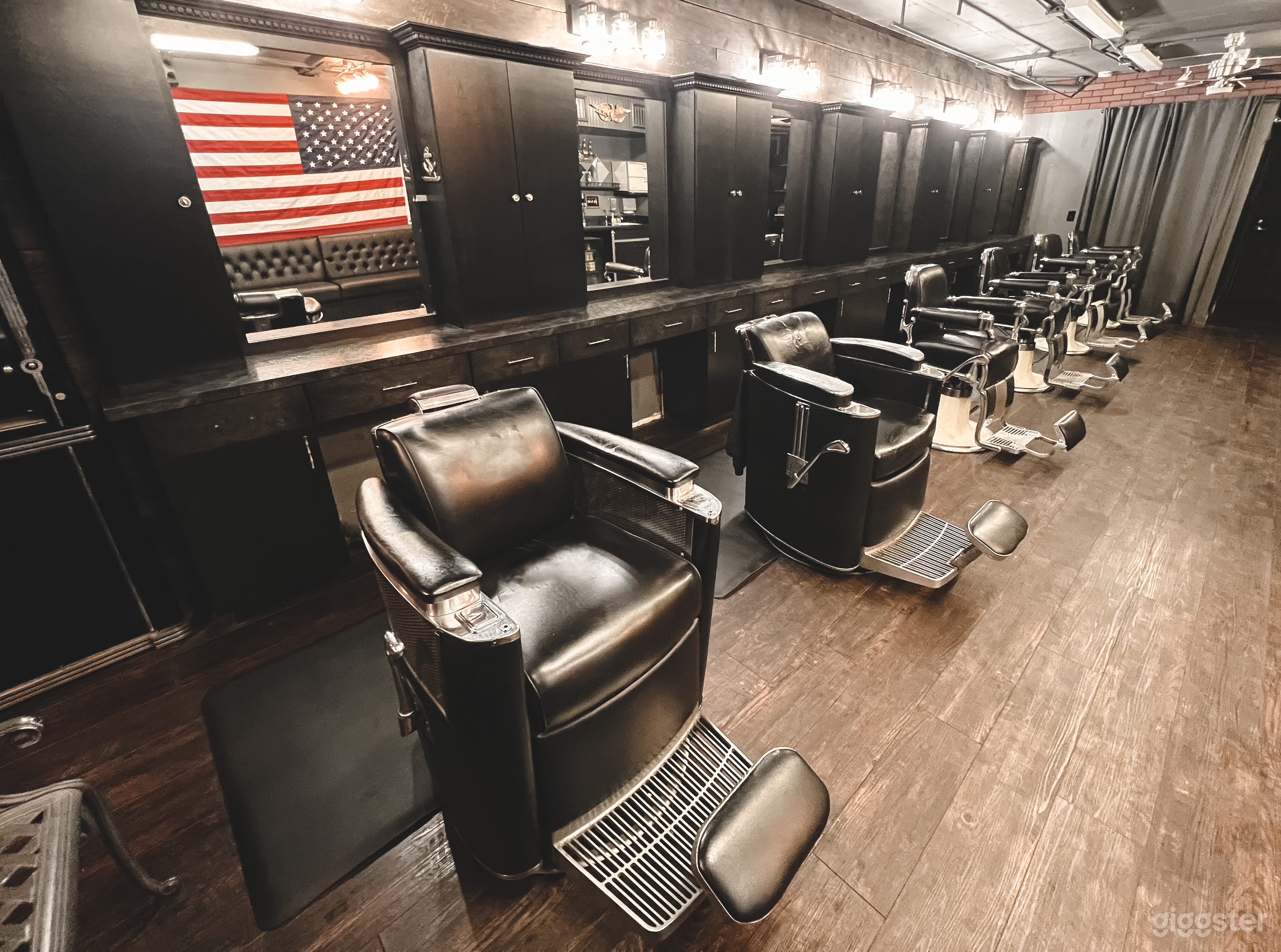 Vintage Style Barbershop Photo 3