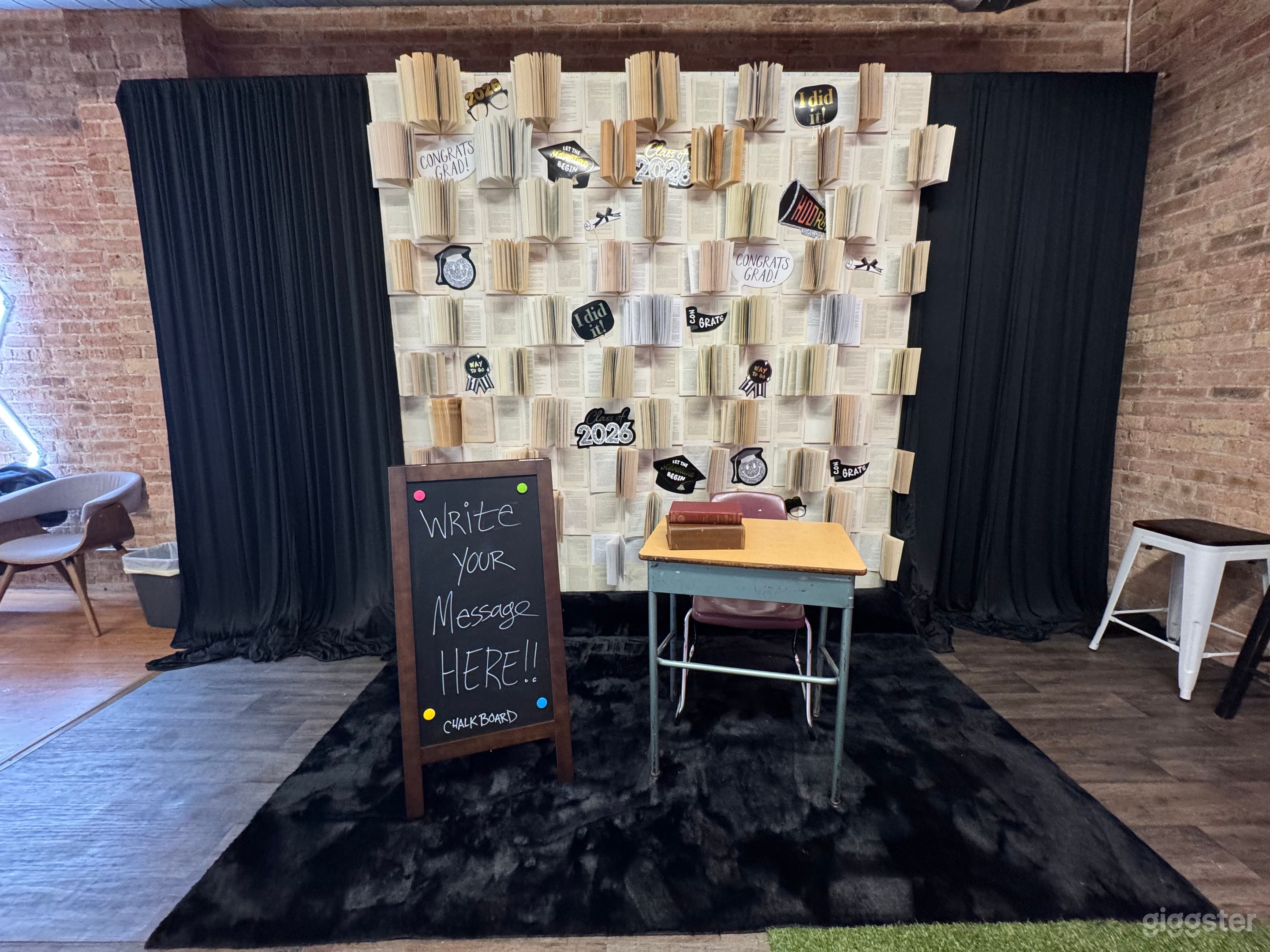 Chicago Graduation Photo Studio w/ 16ft Cyc Wall + LED wall Photo 4