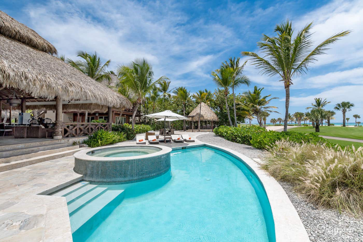 Villa Caleton 9 - Swimming Pool Rental Photo 2