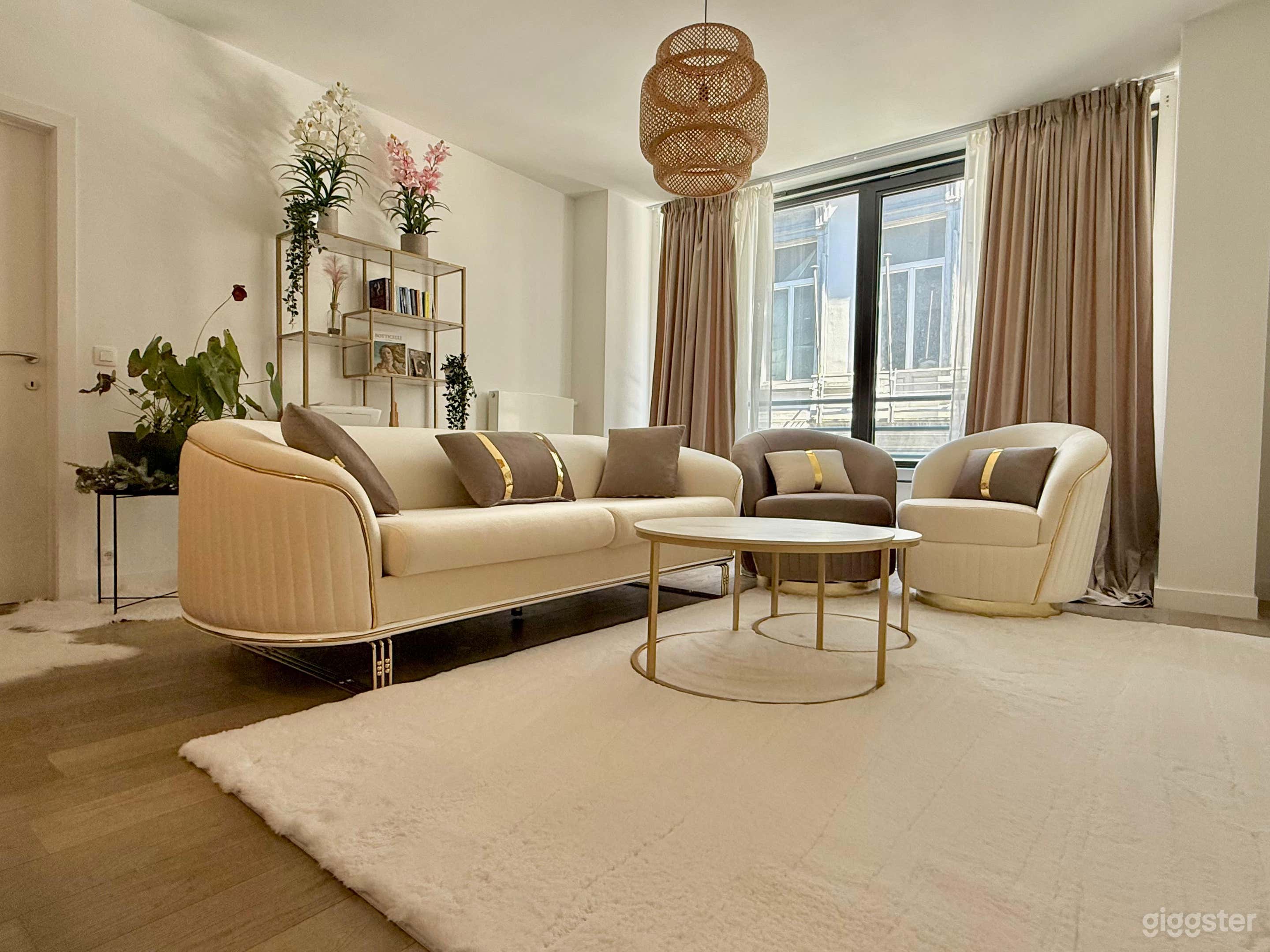 Modern Lifestyle & Fashion Apartment - Toison D'or Brussels Photo 1