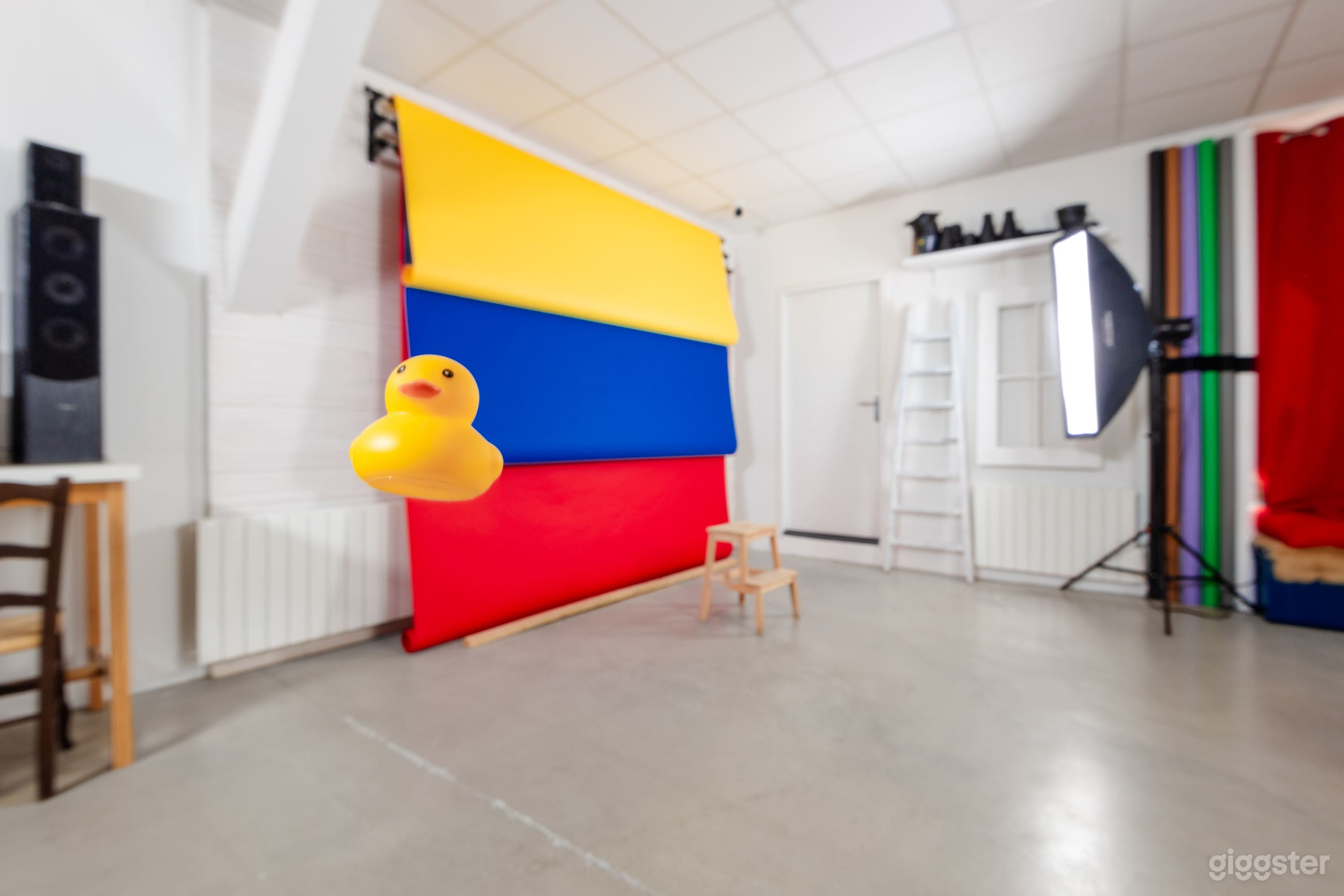 Photo de Studio photo & vidéo équipé dans le centre de Toulouse 3