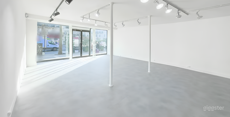  Contemporary gallery & event space in the heart of the Marais 