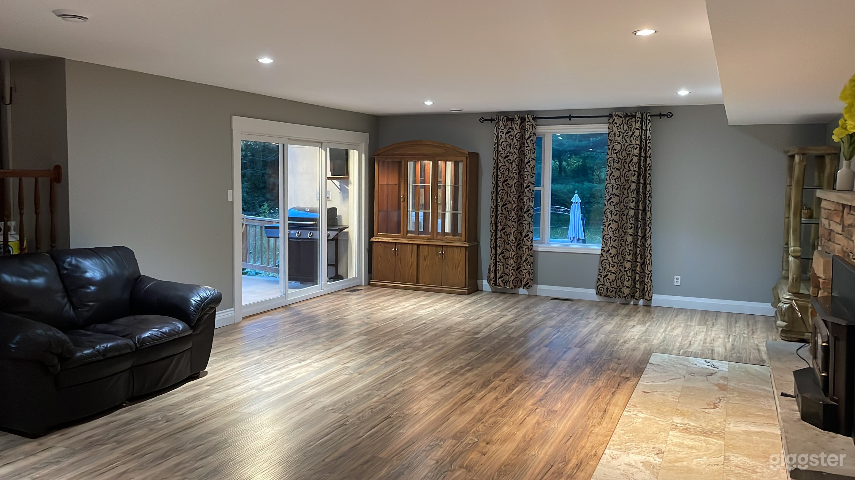 Spanish Style Private Treed Acerage Photo 1