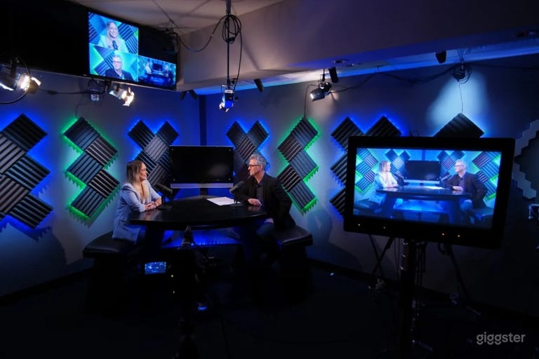  Podcasting Studio with Engineer and Cam Operator 