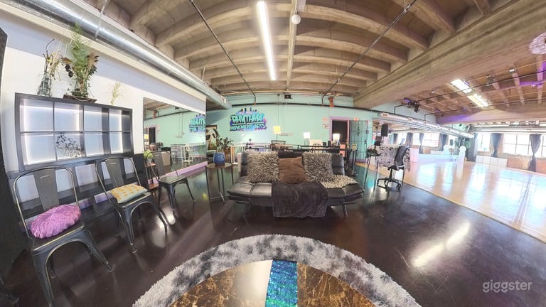  3000sq ft. State-of-the-art Venue  