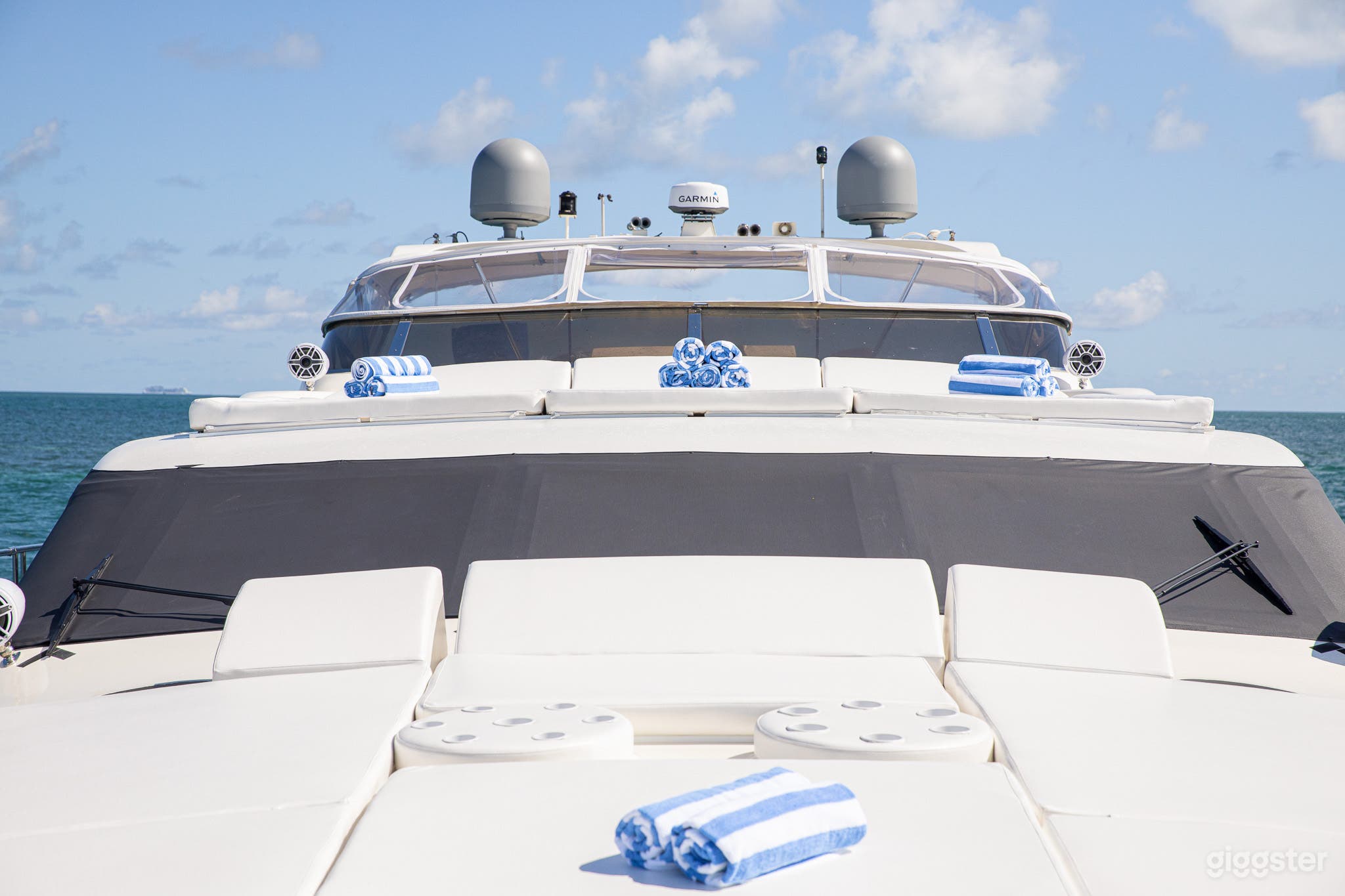 Sophisticated 80' Palmer Johnson  Photo 2