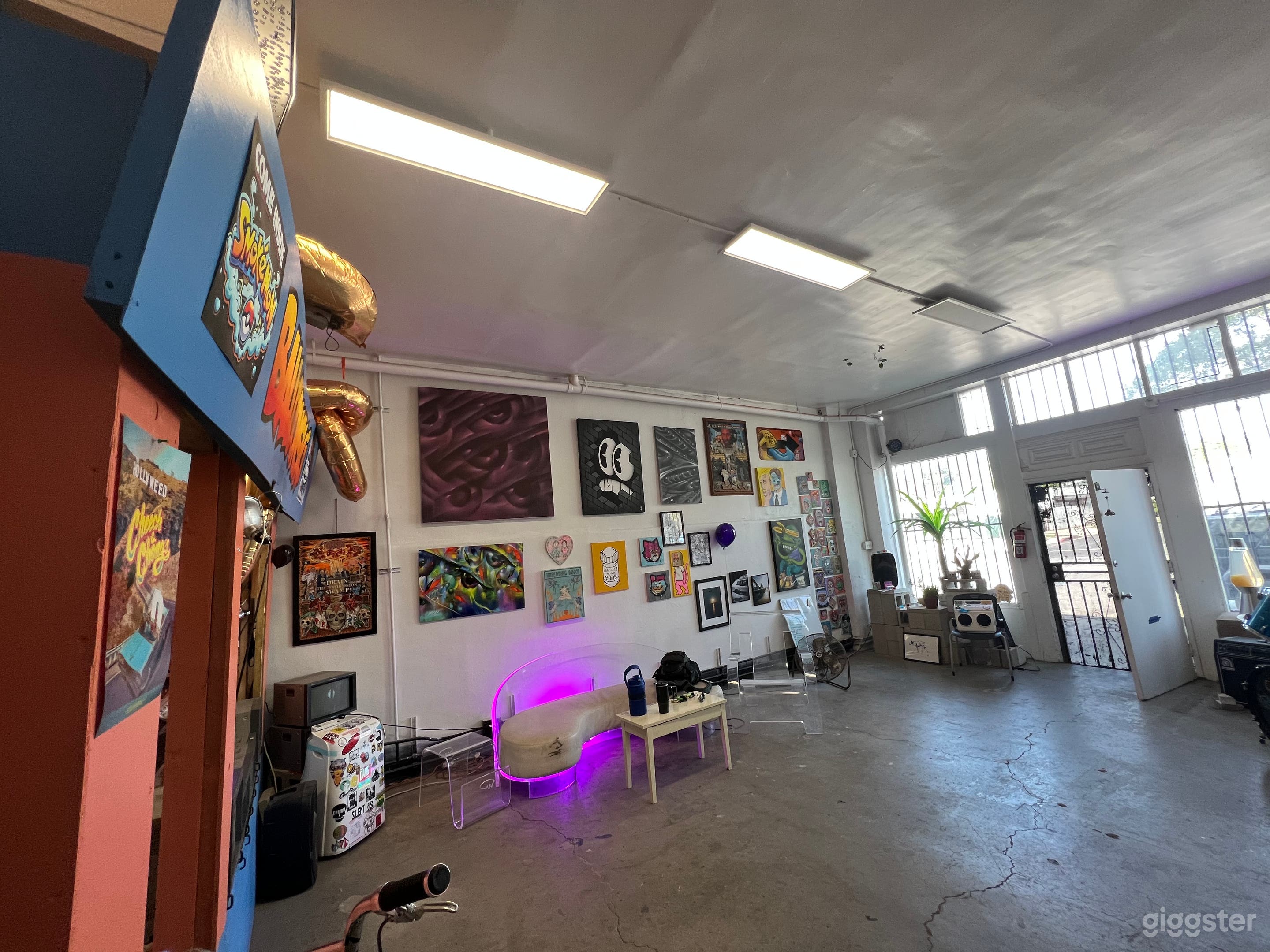 PIANO’S Arts &amp; Events warehouse very unique &amp; fun Photo 2