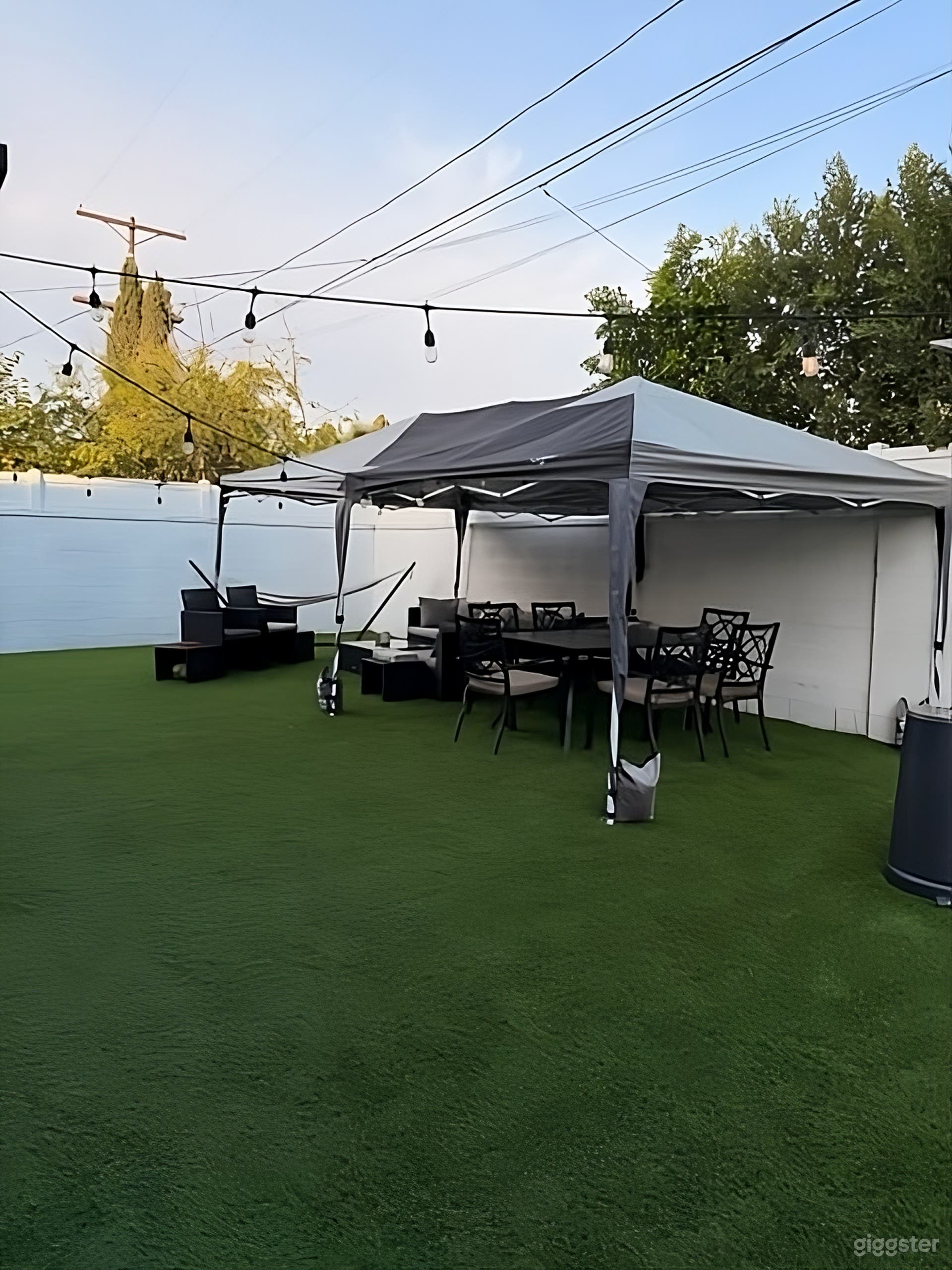 Private Urban Backyard Retreat Photo 1