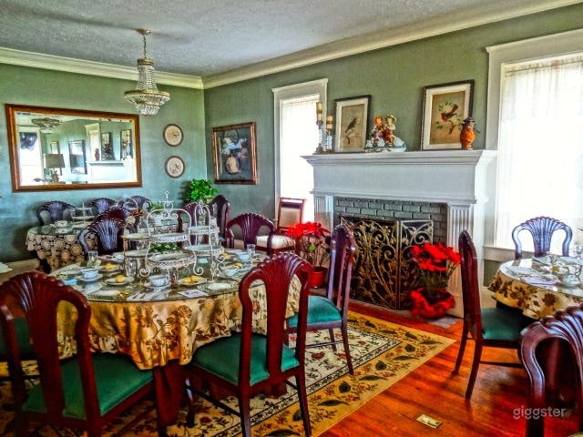 Tasty Tea Party Room  Photo 2