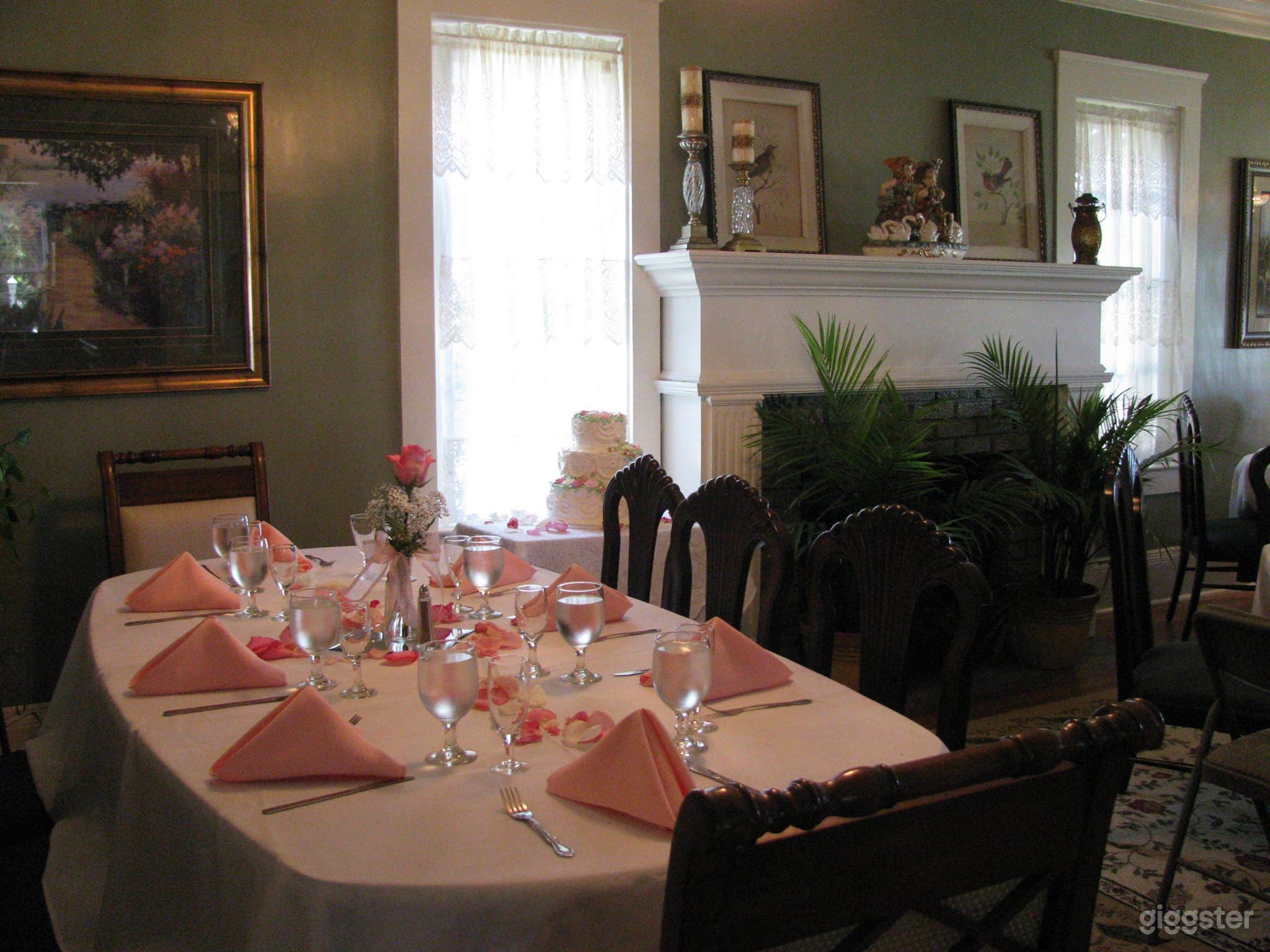 Tasty Tea Party Room  Photo 4