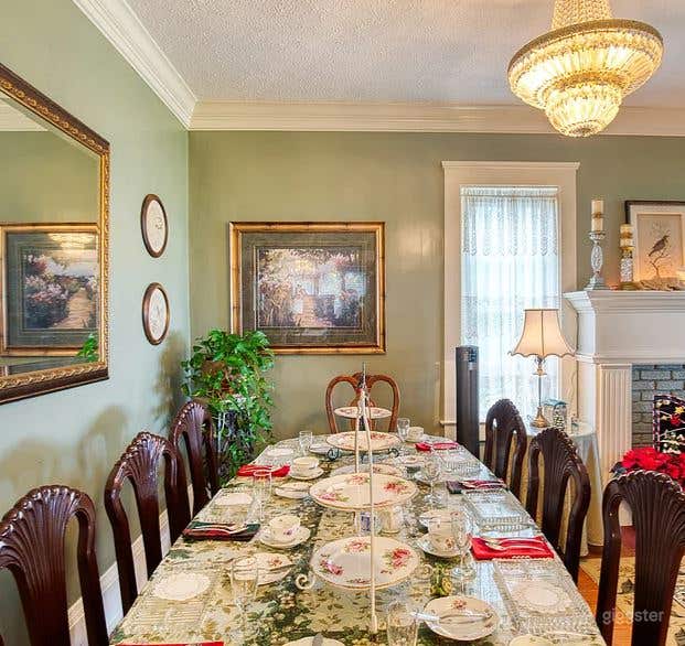 Tasty Tea Party Room  Photo 1