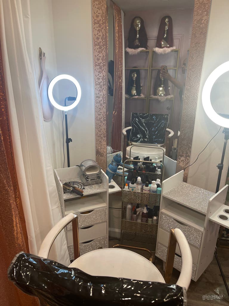  Noho Arts District boutique salon  